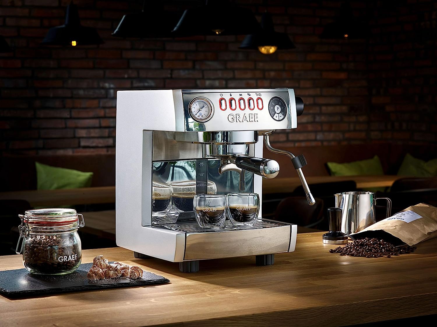 Кофеварка рожковая GRAEF ES 850 Marchesa