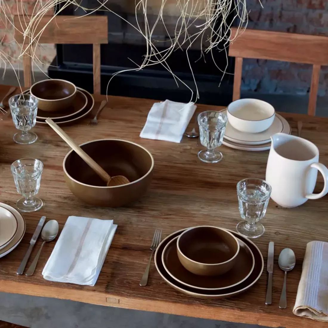 Салатник Casafina Monterosa Serving Bowl Chocolate XOS251-CHO