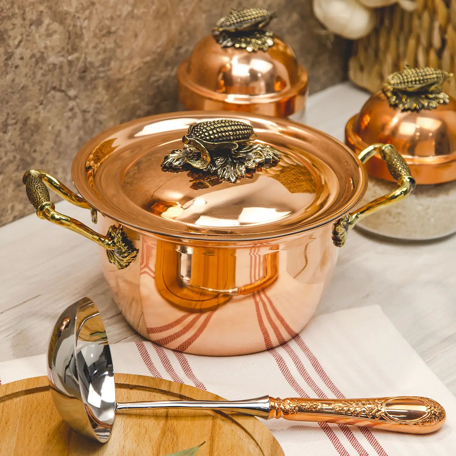 Кастрюля с крышкой Кольчугинский Мельхиор KM111757