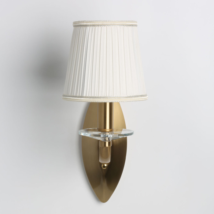 Бра Chiaro Sylvia Wall Lamp 404020801