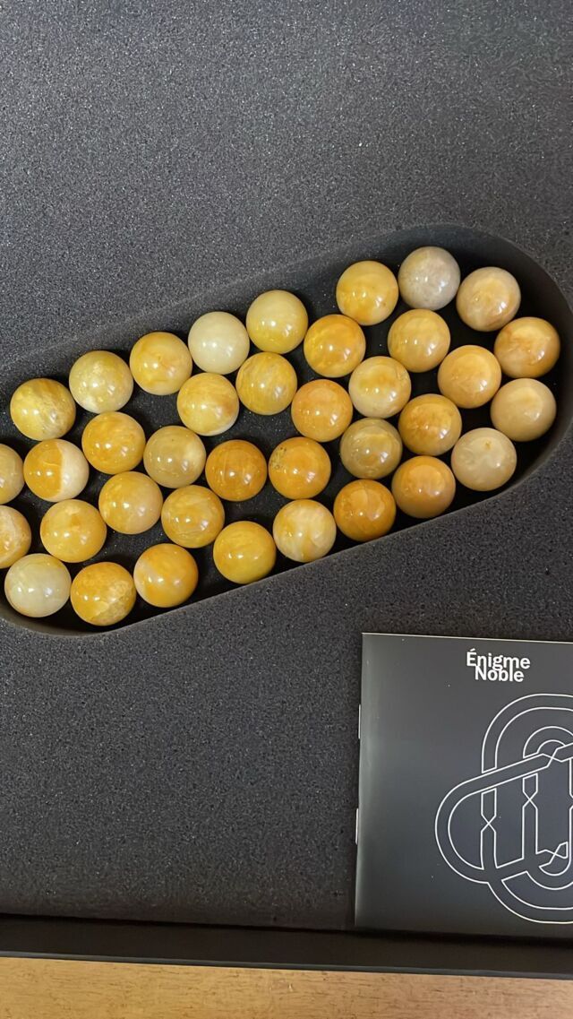 Настольная игра Enigme Noble Вега черная