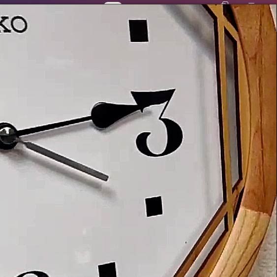 Настенные часы Seiko Quartz Wall Clock QXA565ZL