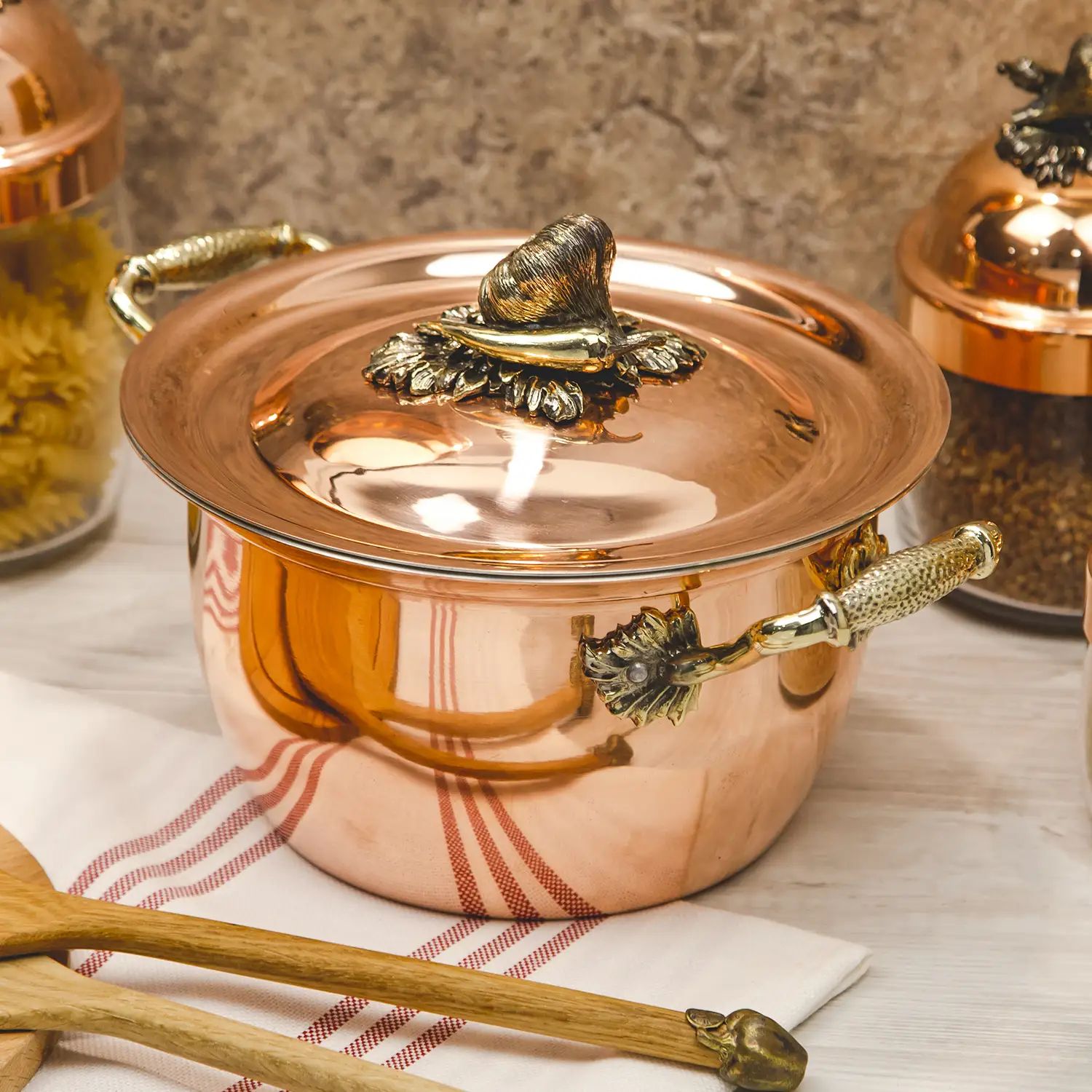 Кастрюля с крышкой Кольчугинский Мельхиор KM111793