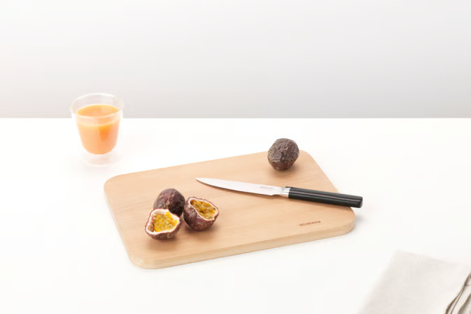 Разделочная доска Brabantia Chopping Board Medium Profile 260766