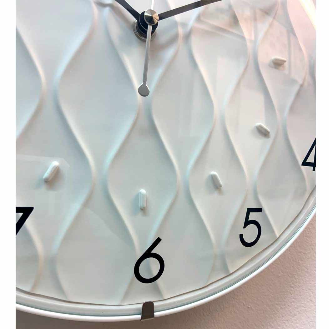 Настенные часы Seiko Quartz Wall Clock QXA794W