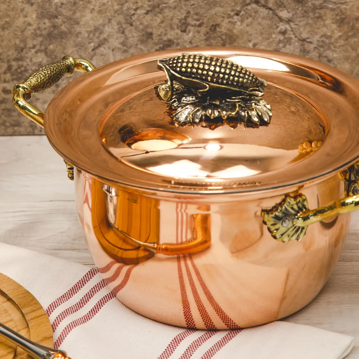 Кастрюля с крышкой Кольчугинский Мельхиор KM111757