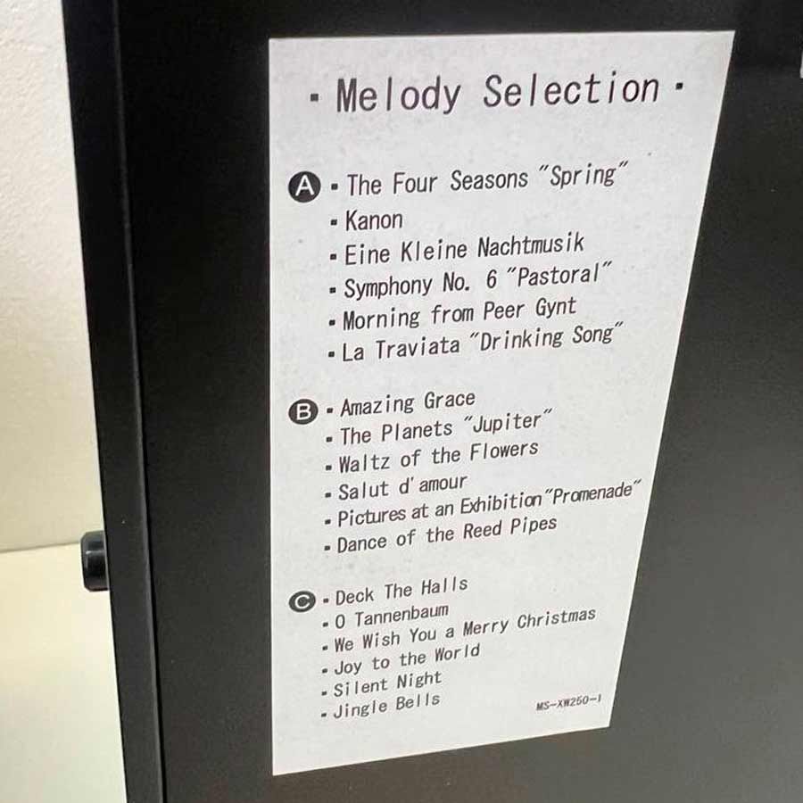 Настольные часы Seiko Quartz Table Clock QXW250K