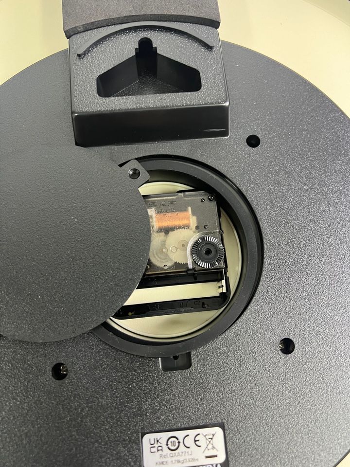 Настенные часы Seiko Quartz Wall Clock QXA771J