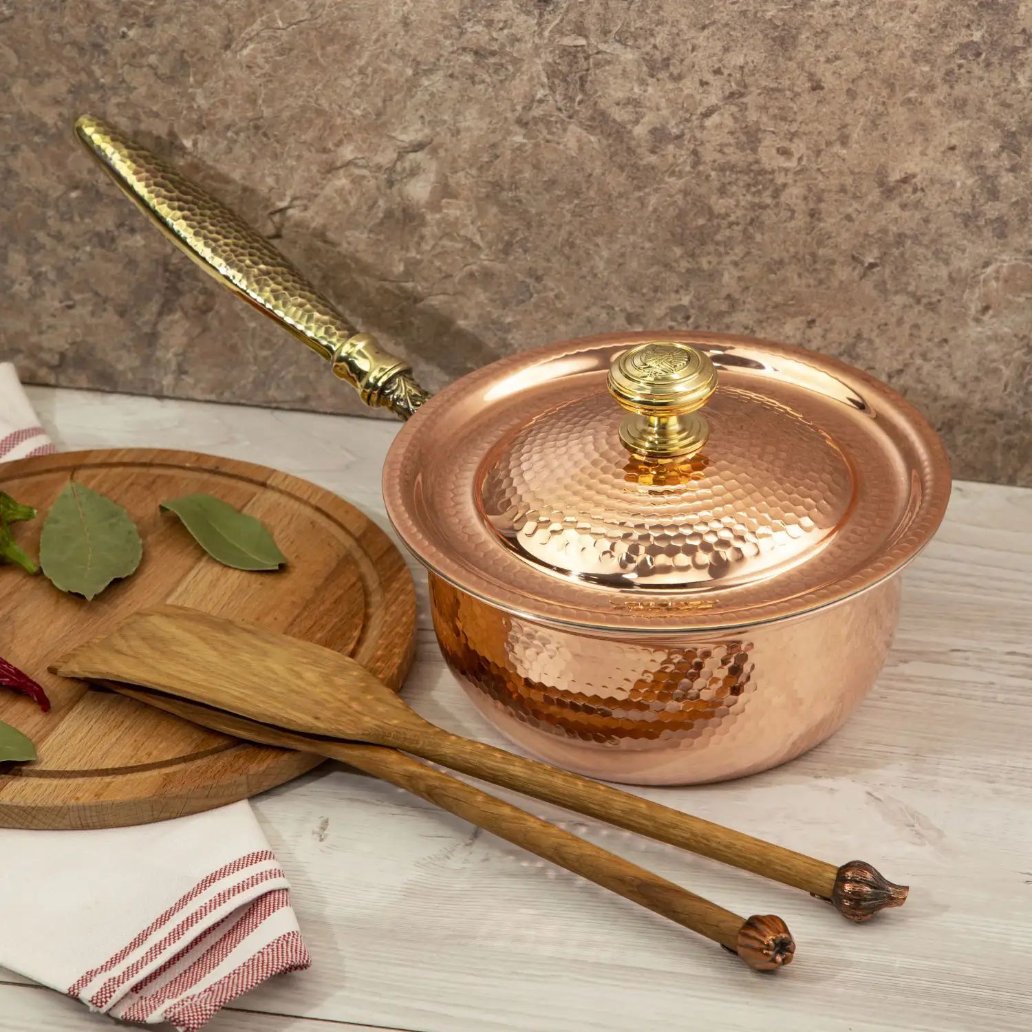 Ковш с крышкой Кольчугинский Мельхиор KM111736