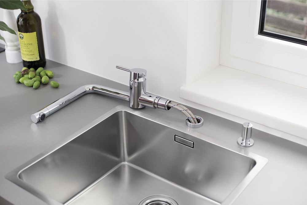 Кухонный смеситель Blanco Linus-F Galvanic Chrome 514025