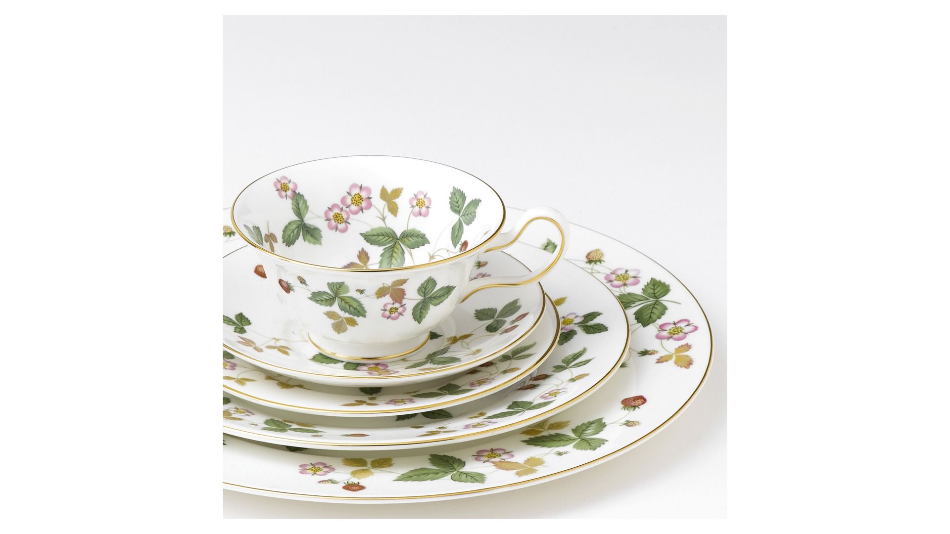Тарелка суповая Wedgwood Wild Strawberry Soup Bowl 50105501013