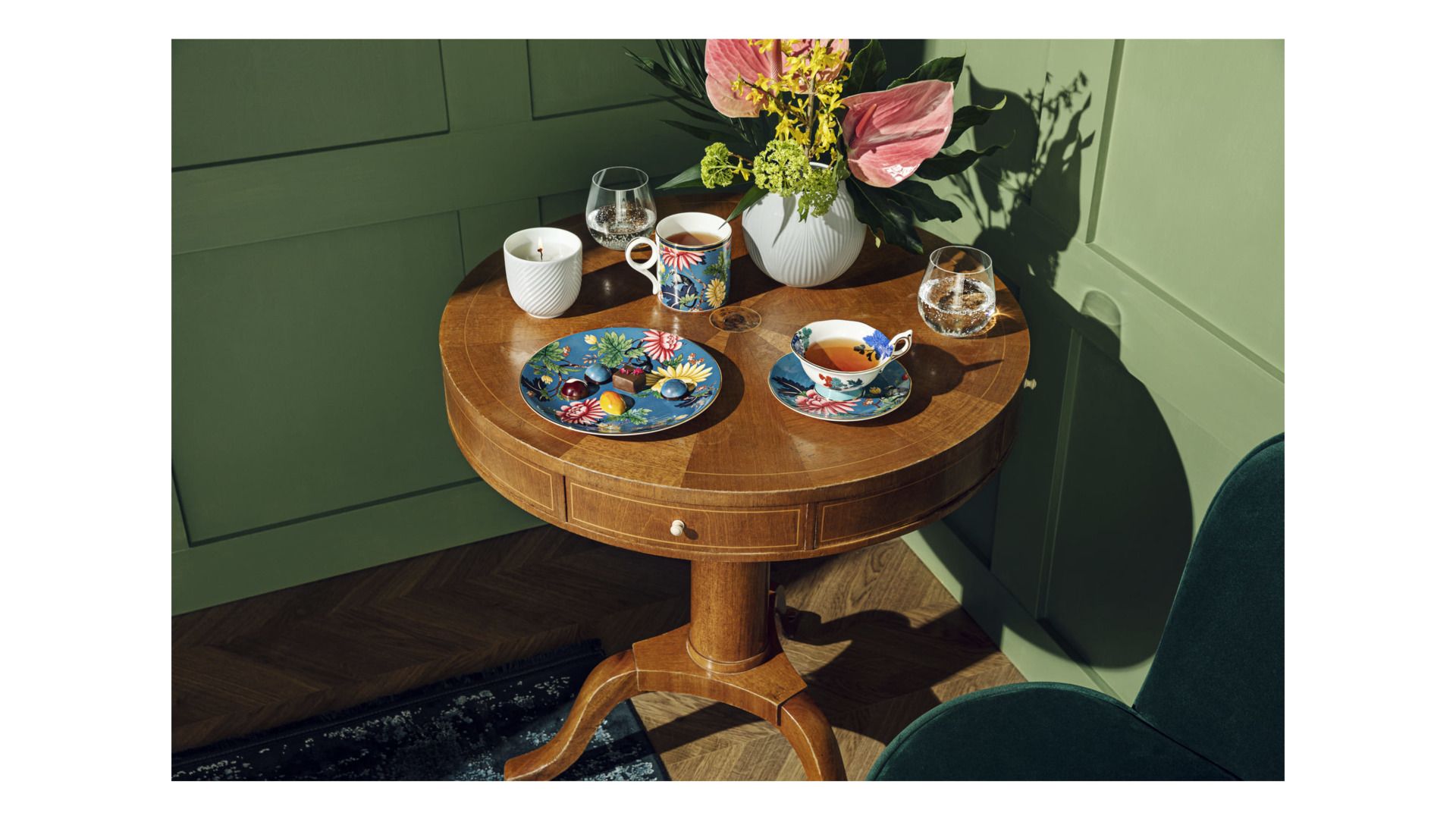 Тарелка десертная Wedgwood Wonderlust Sapphire Garden Plate 1057263