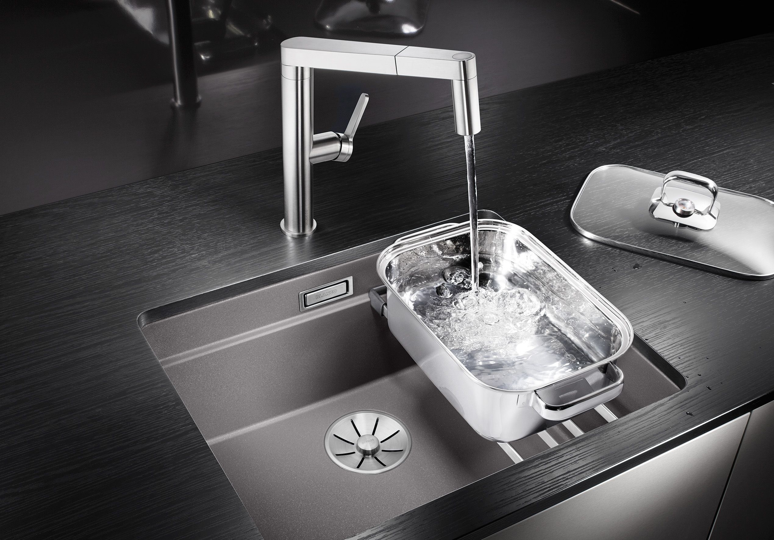 Кухонный смеситель Blanco Panera-S Stainless Steel 521547