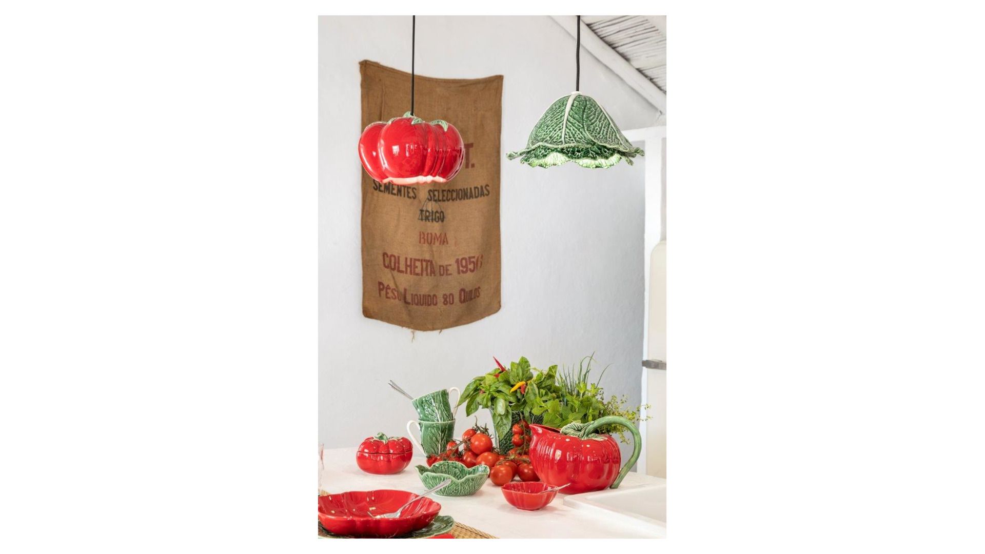 Кувшин Bordallo Pinheiro Tomato Pitcher 65026853