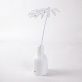 Настольная лампа Seletti Leaf Light Stellou 09024