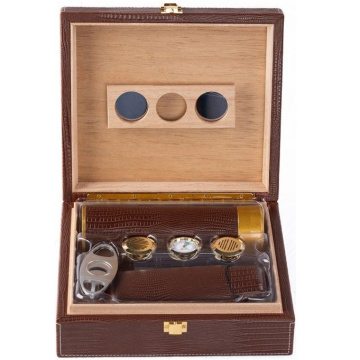 Хьюмидор для сигар Prestige Import Group Alligator Brown Leather Humidor