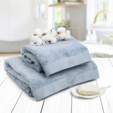 Набор полотенец Blumarine Benessere Cotone Set di asciugamani Celeste BLM/440429