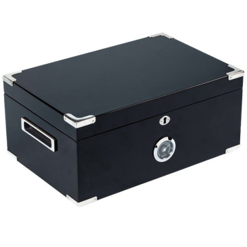 Хьюмидор для сигар Prestige Import Group Dakota Full Black Humidor