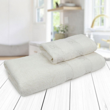 Набор полотенец Blumarine Dolce Osio Cotone Set di asciugamani Avorio BLM/440449