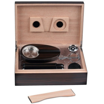 Хьюмидор для сигар Prestige Import Group Davenport Ebony Humidor Gift Set
