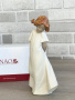 Статуэтка NAO So Shy 2012039. фото 3