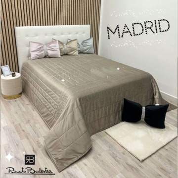 Одеяло-покрывало Renato Balestra Madrid Coperta-copriletto sabbia RBL/441089